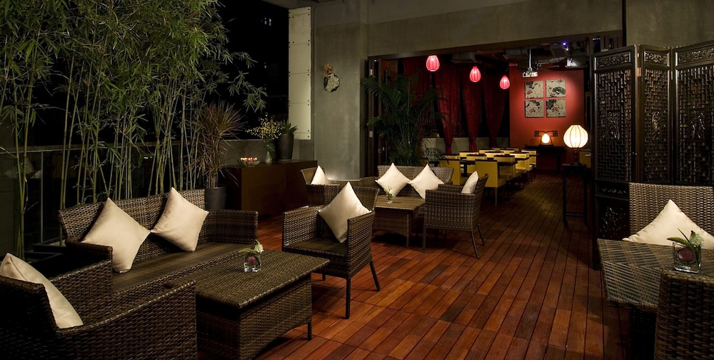 Lan Kwai Fong Hotel 45/54