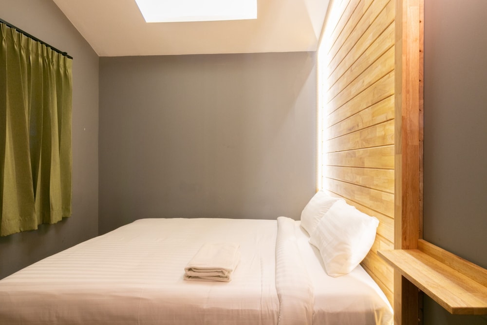 Timber Hostel 22/63