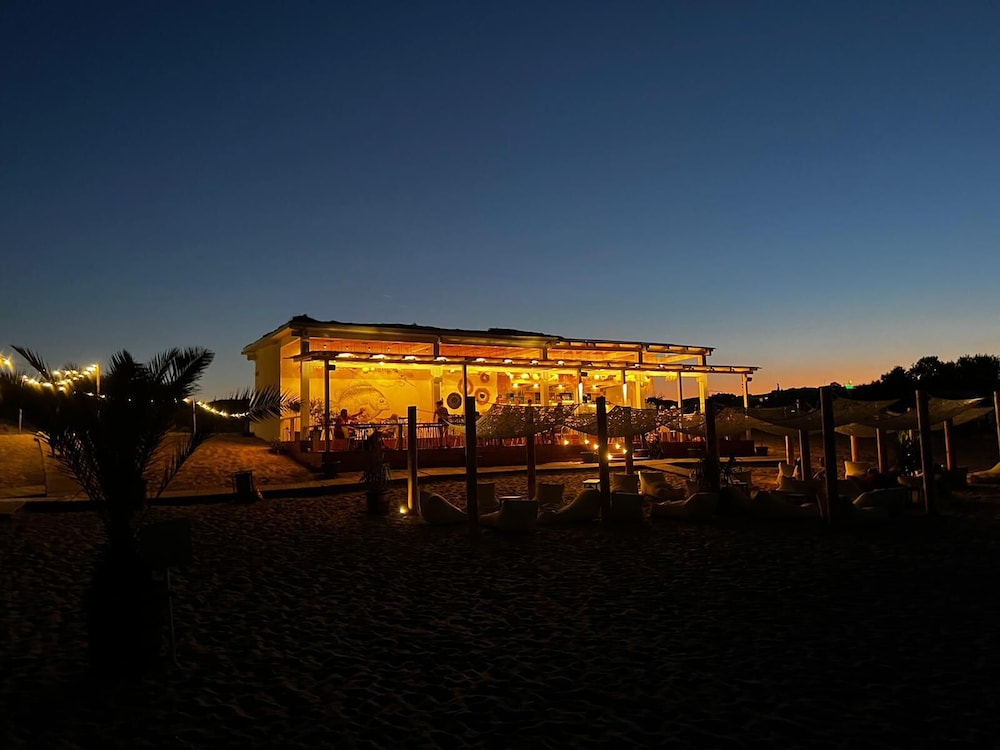 Green Life Beach Resort 3/75
