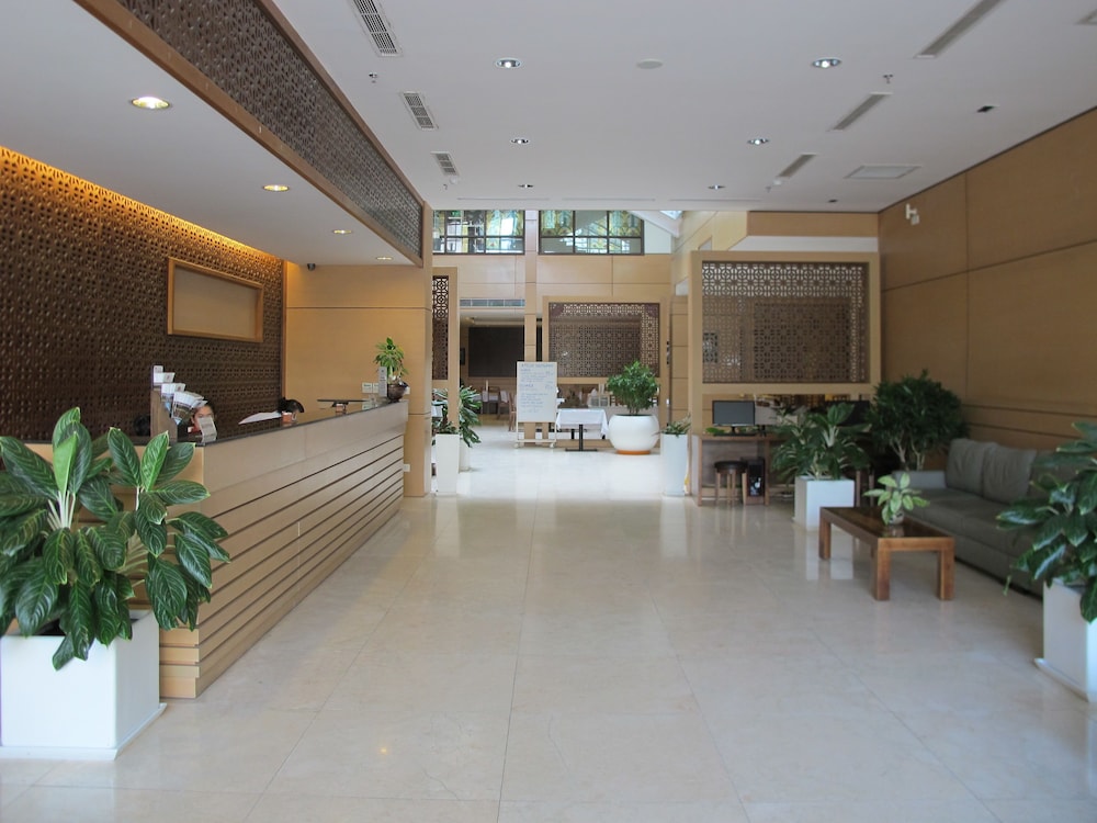 lobby