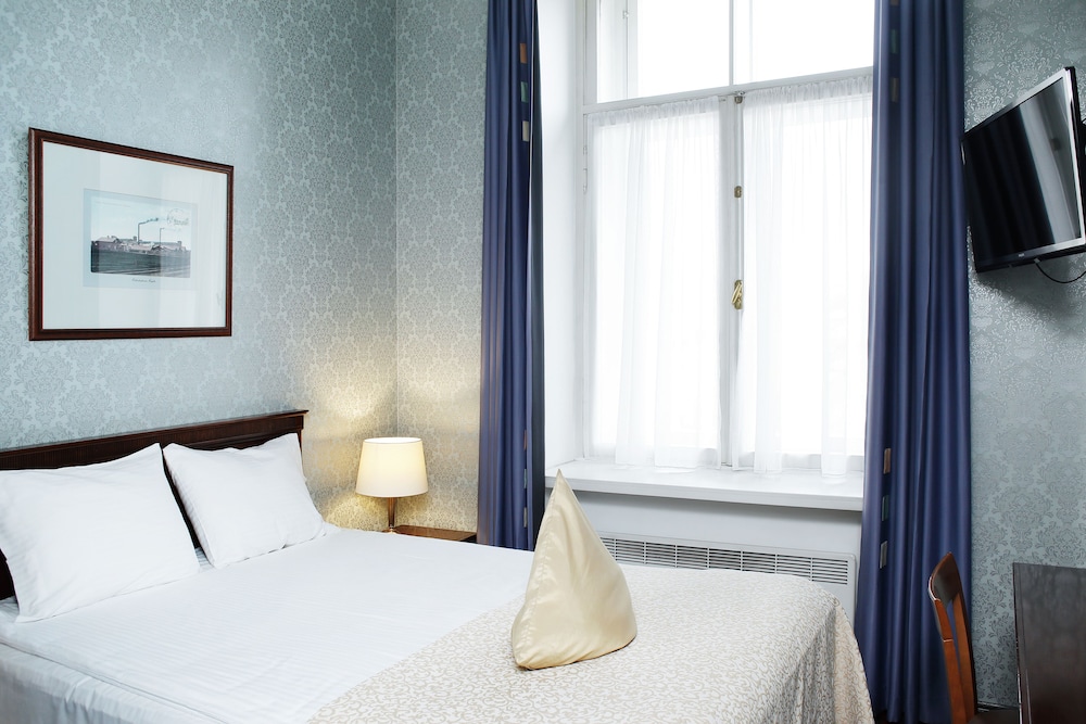 Hestia Hotel Barons 10/50
