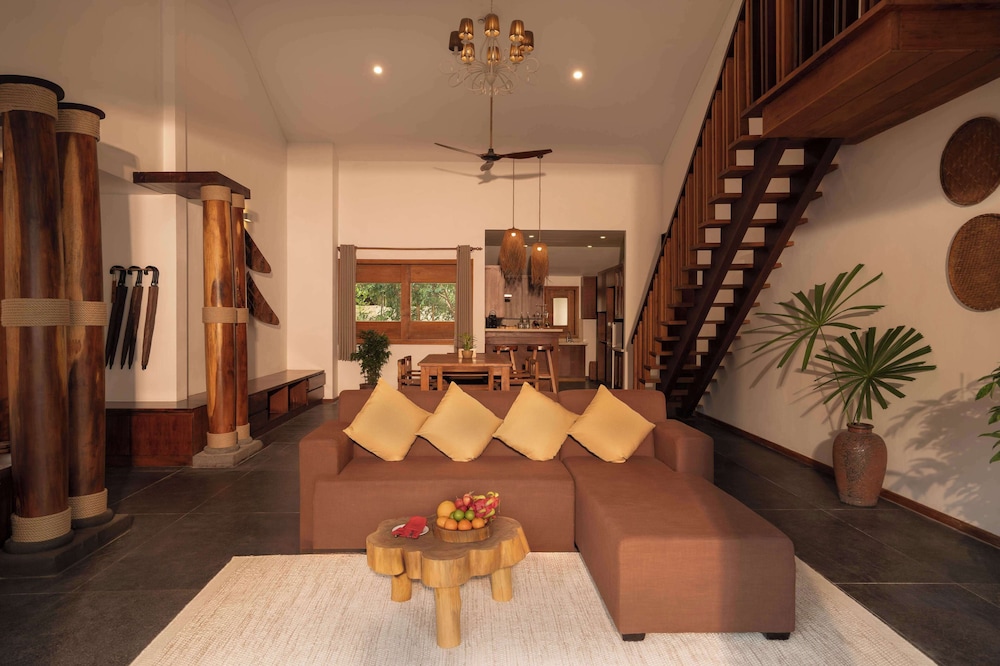 Green Bay Phu Quoc Resort & Spa 30/48
