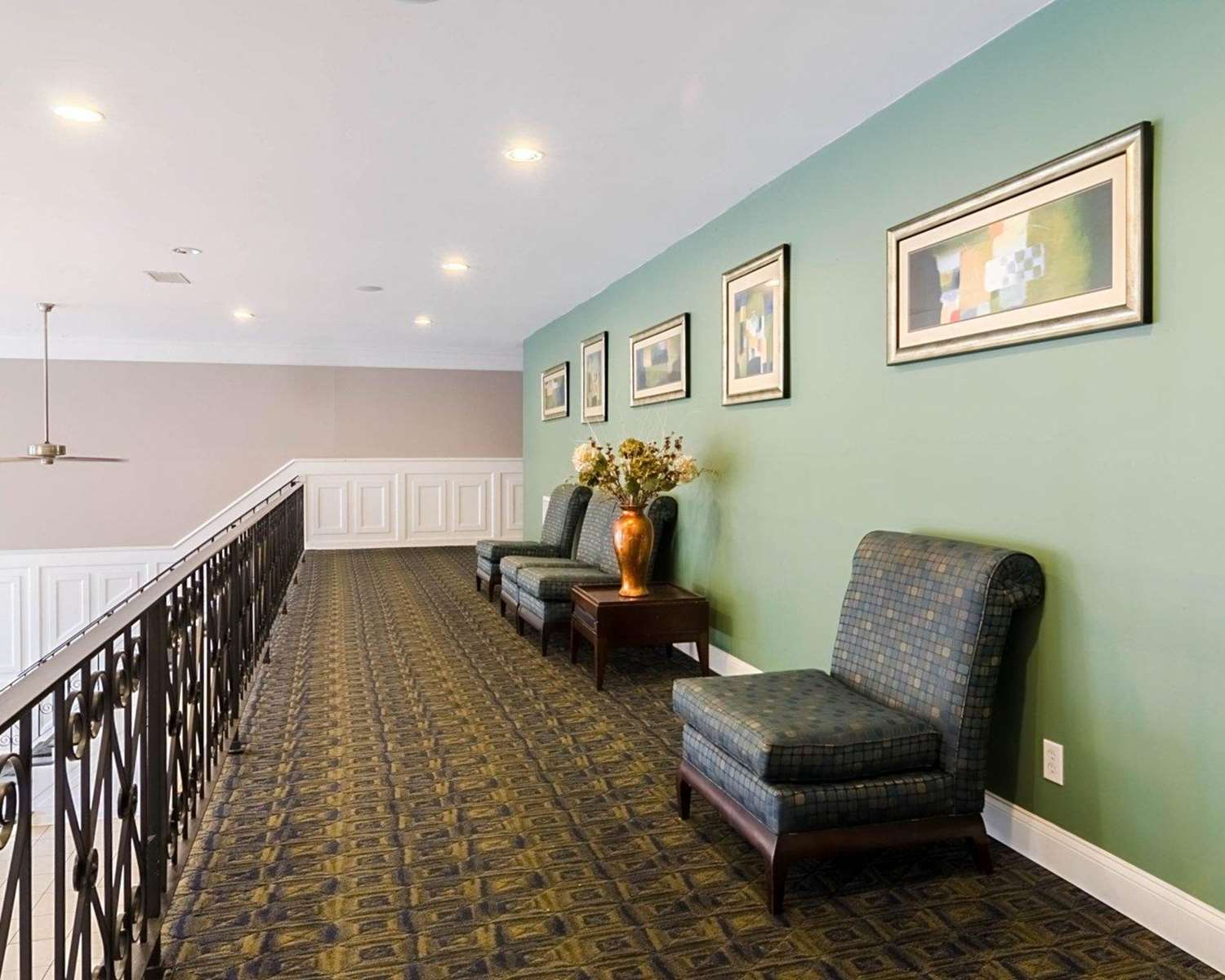 Rodeway Inn Suites Williamsburg Central 5/12