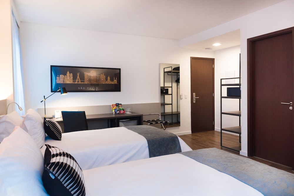Hotel Intercity Anhembi 17/50