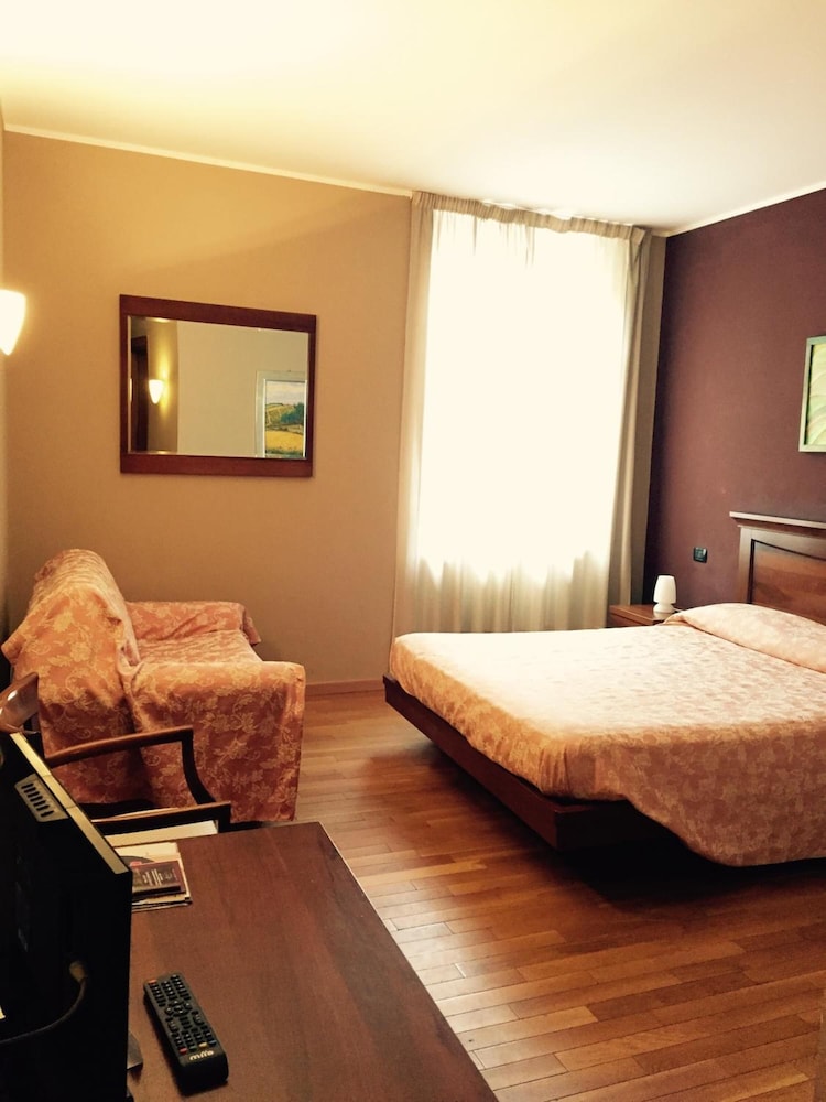 Albergo San Lorenzo 19/66