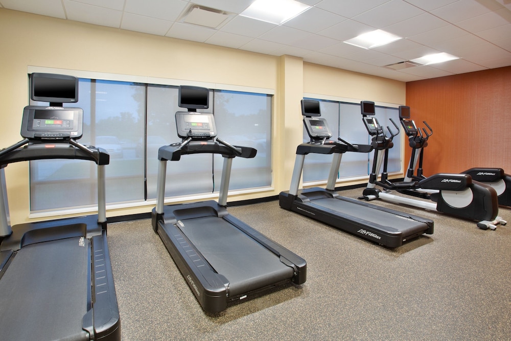 TownePlace Suites Detroit Belleville 25/50