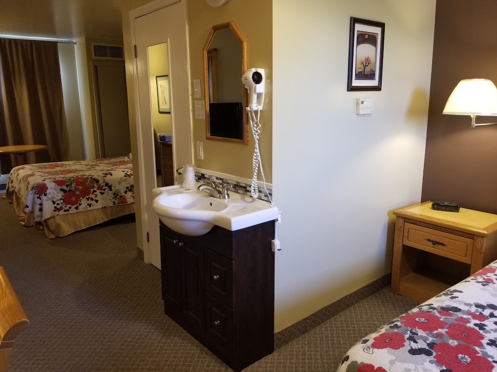 Knights Inn Woodstock 20/37