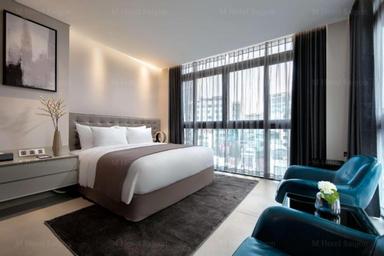Contemporary, Suite, Single