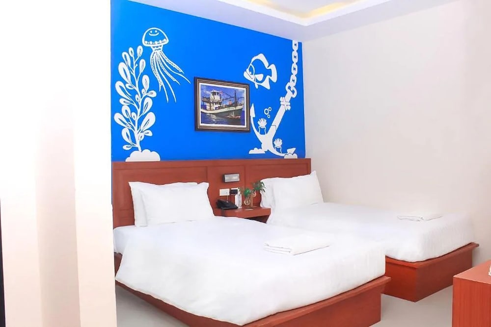 SUPERIOR, TWIN BEDS
