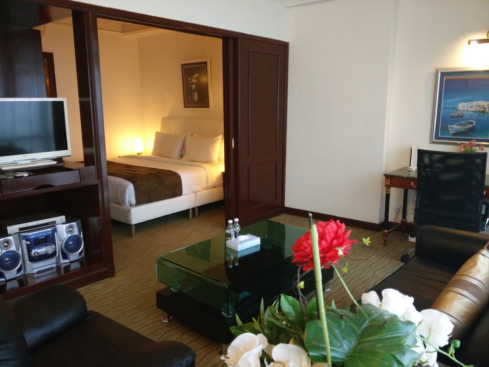 Times Private Serviced Suites 35/54
