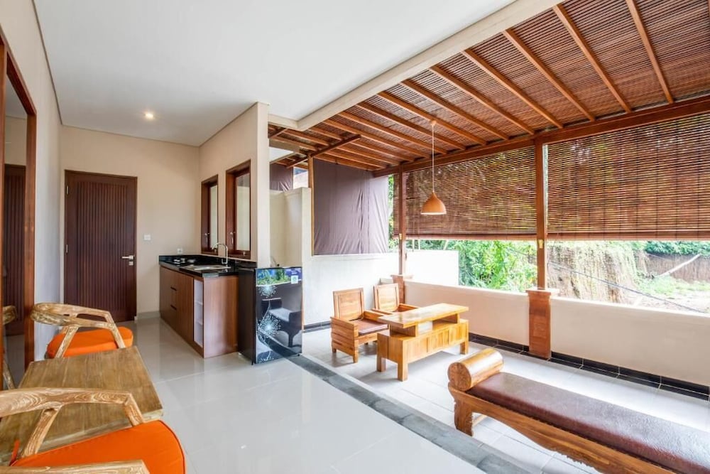 Sari Bamboo Villas 8/63