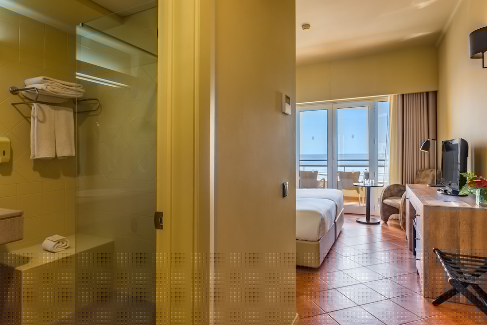 Calheta Beach by Savoy Signature 60/79