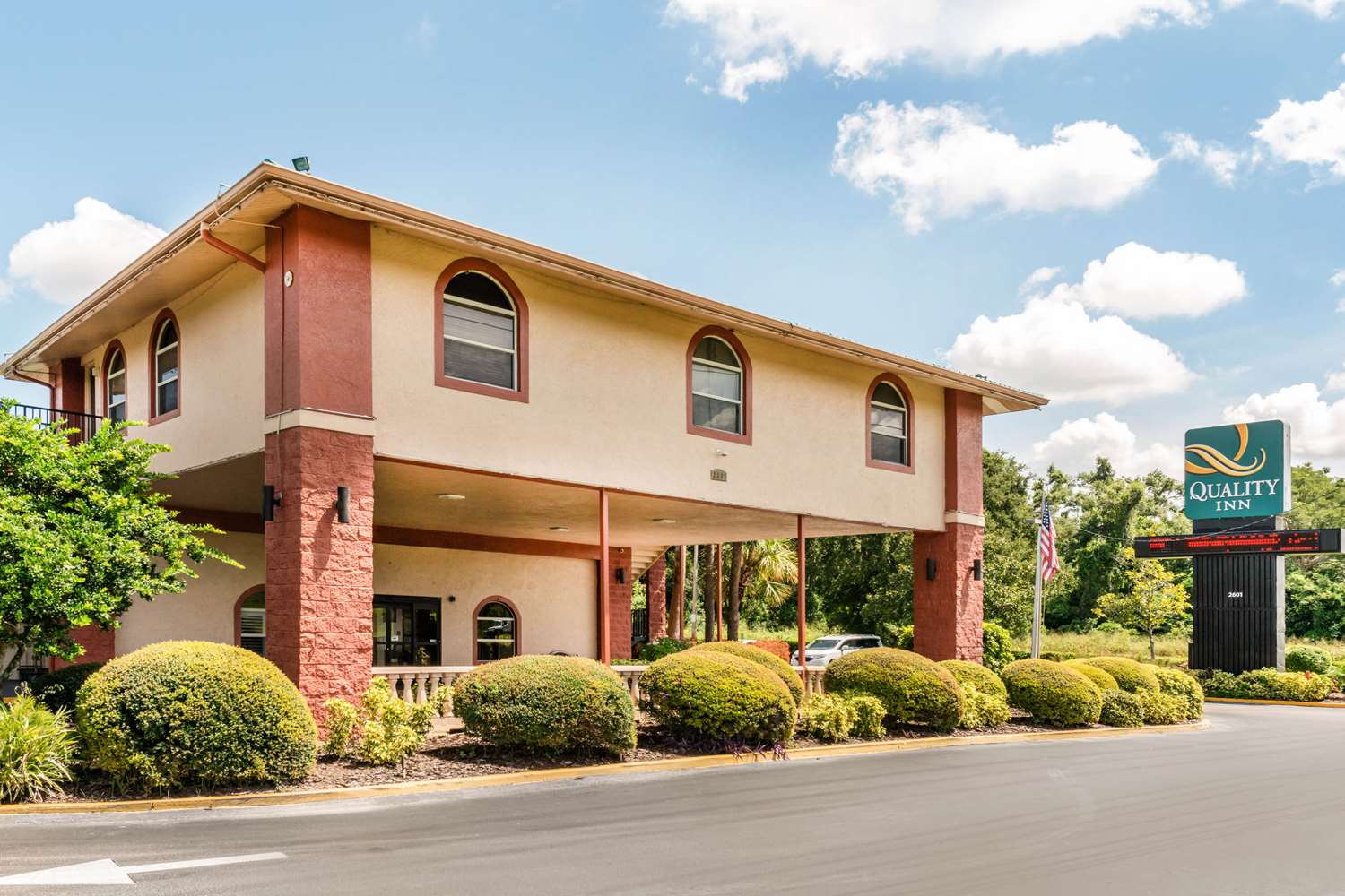 Quality Inn & Suites Orlando Airport 3/18
