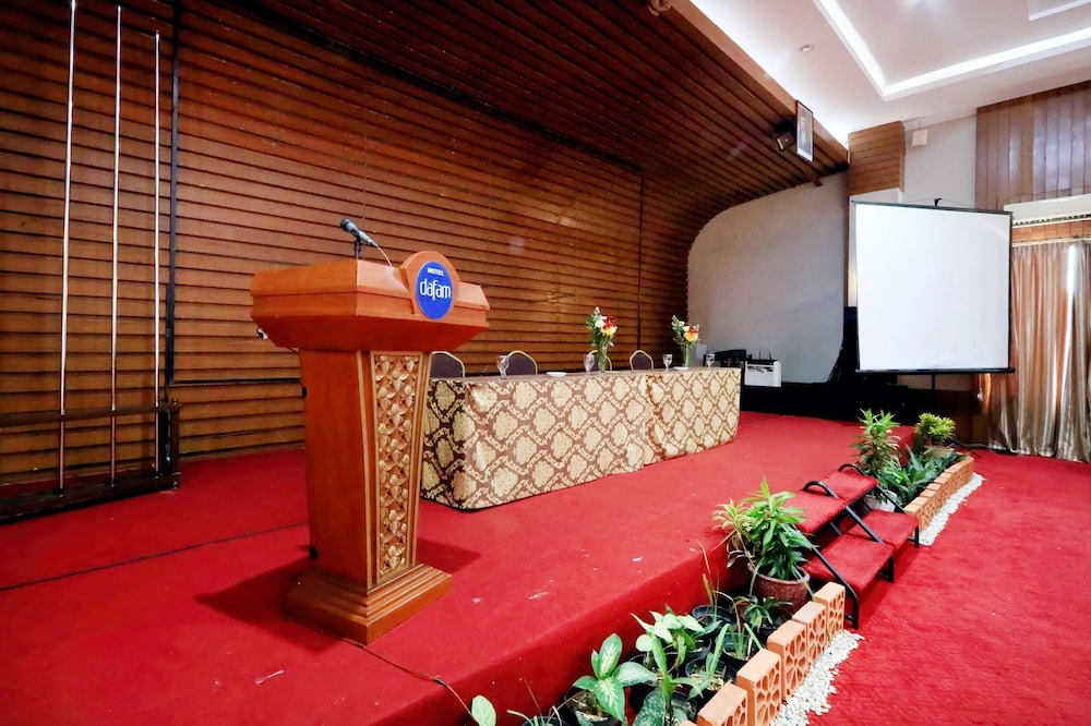 Hotel Dafam Pekalongan 17/66