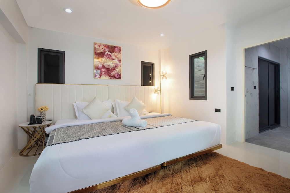 Nariya Bayfront Phuket 14/50