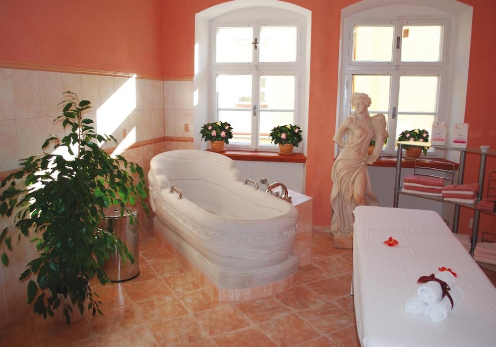 SPA RESORT LIBVERDA - VILLA FRIEDLAND 17/34