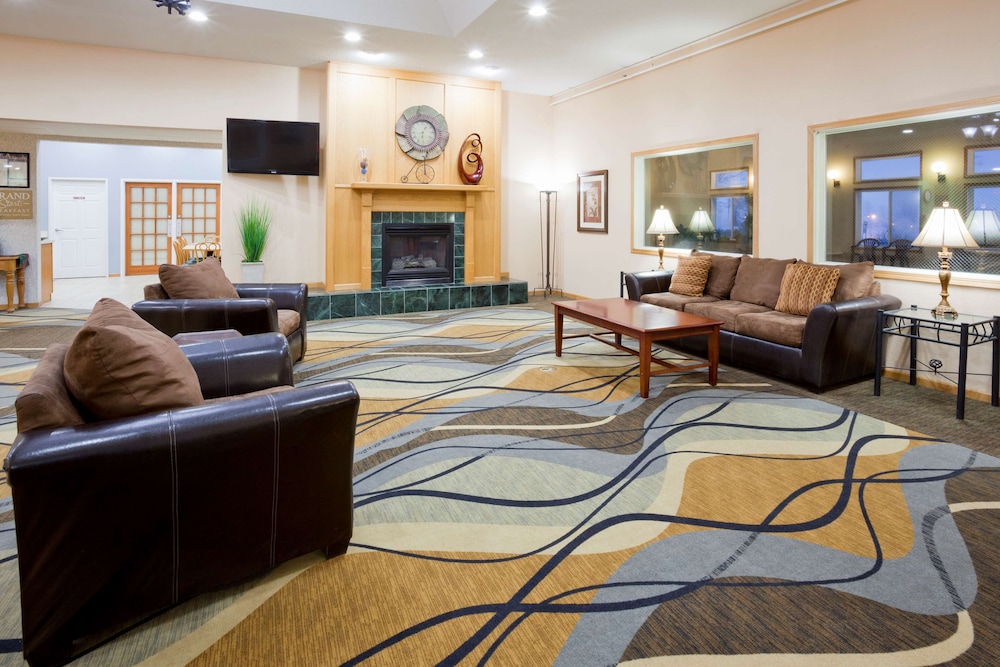 GrandStay Hotel & Suites Waseca 18/29