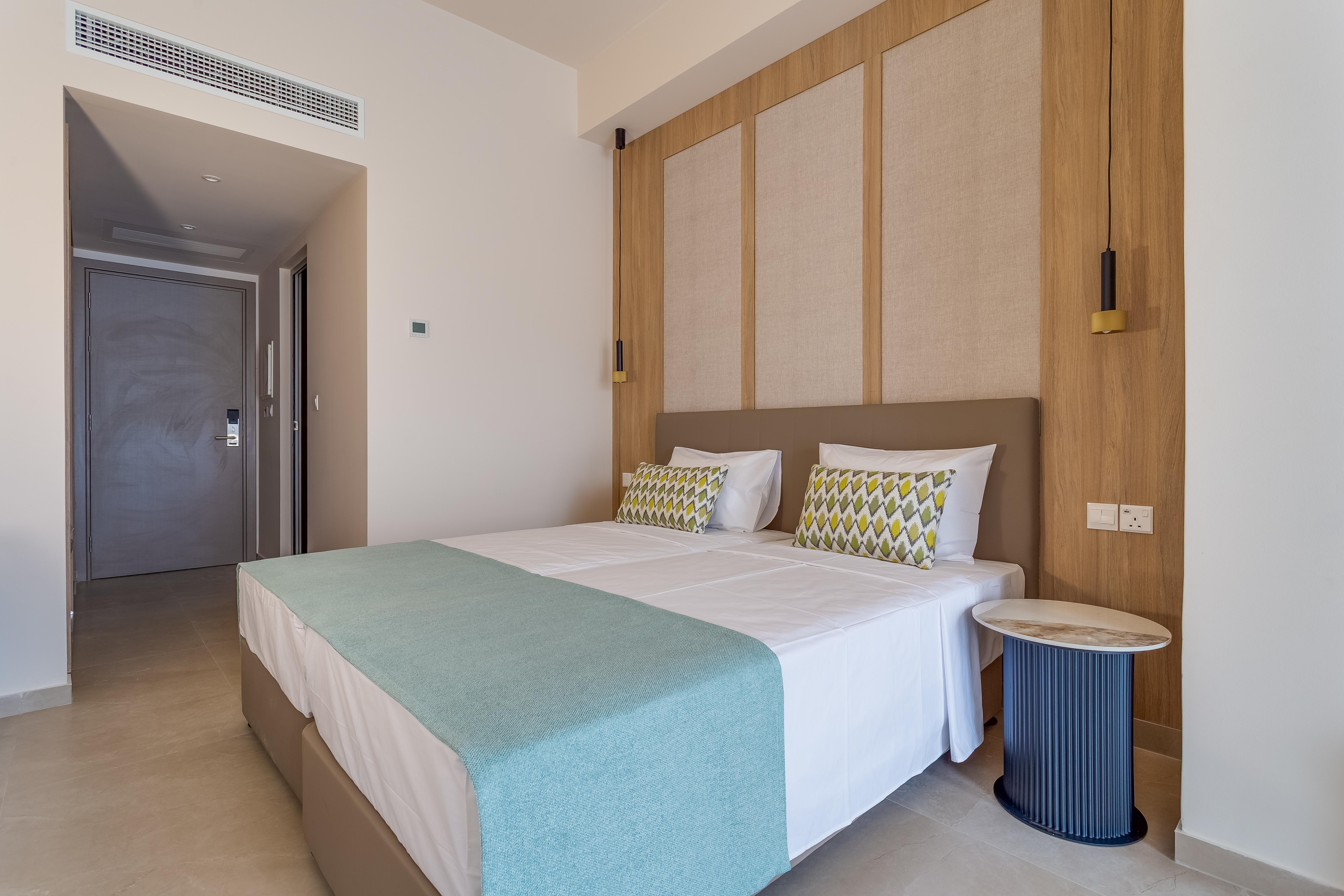 Standard, Twin Beds, Inland View, Balcony