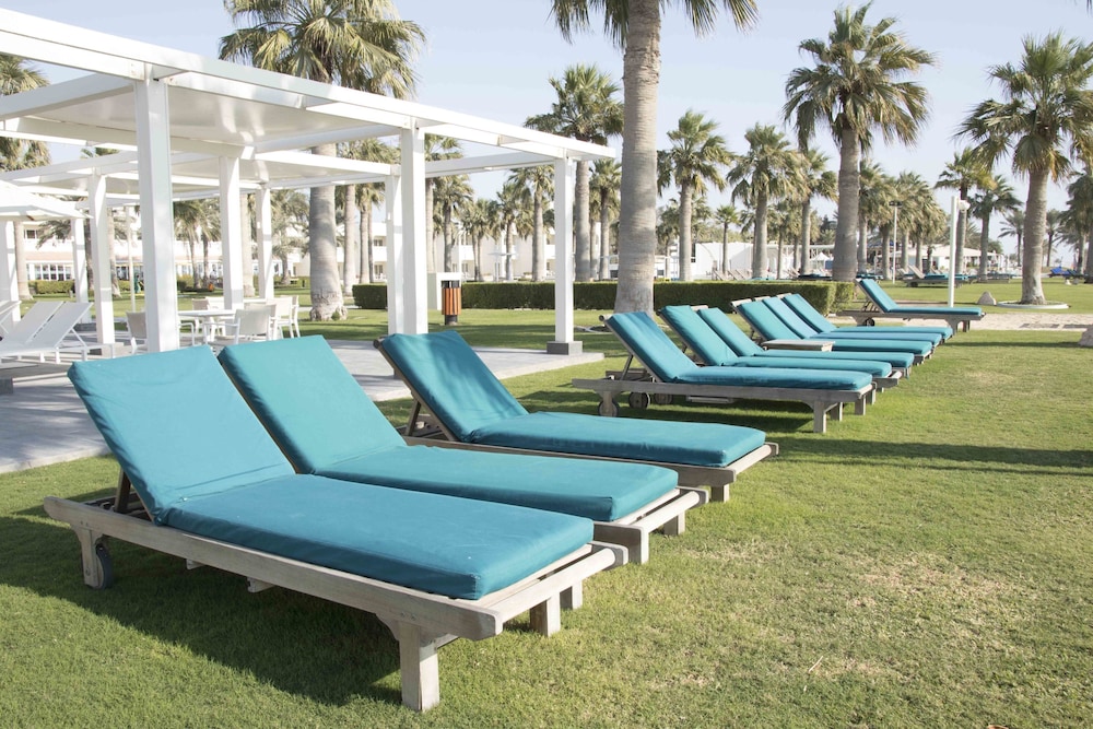 Sealine Beach, a Murwab Resort 23/50
