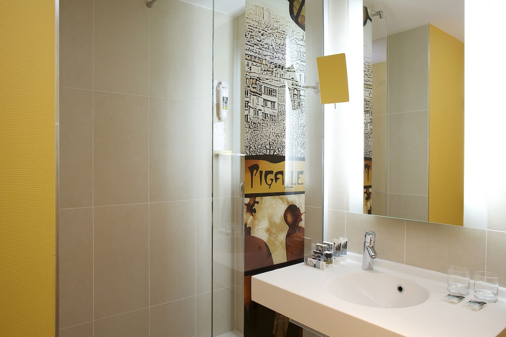 Mercure Paris Pigalle Sacre Coeur 64/67