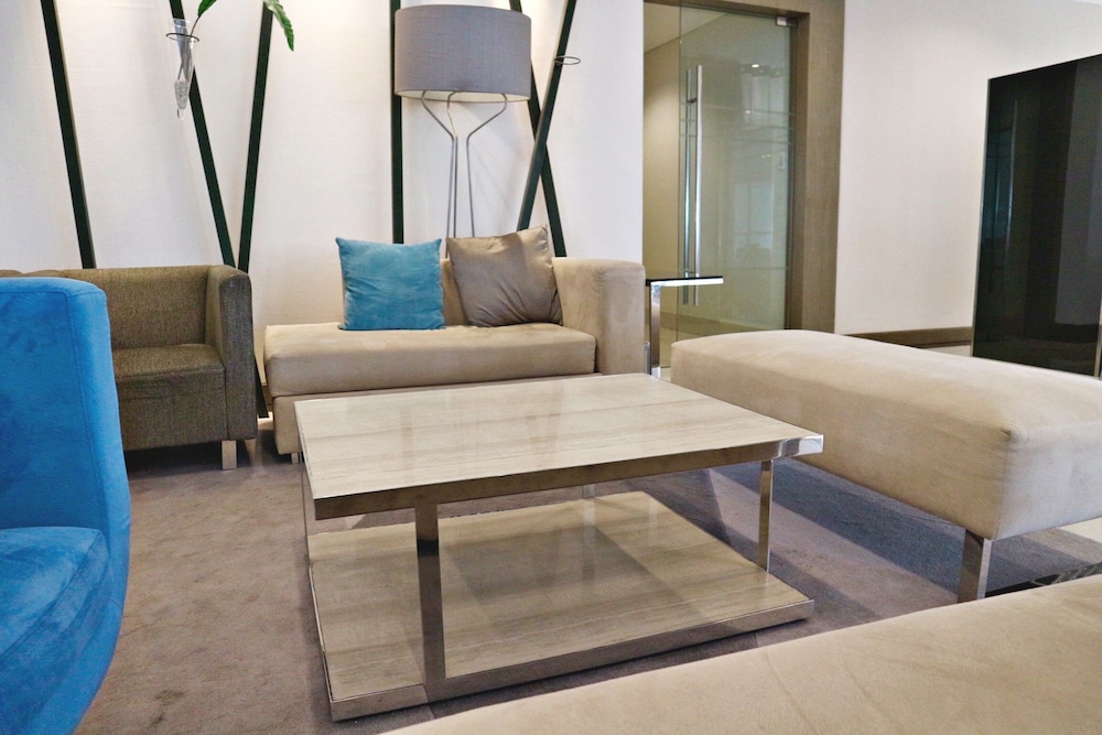 Condodeal At Sea Residences 26/52