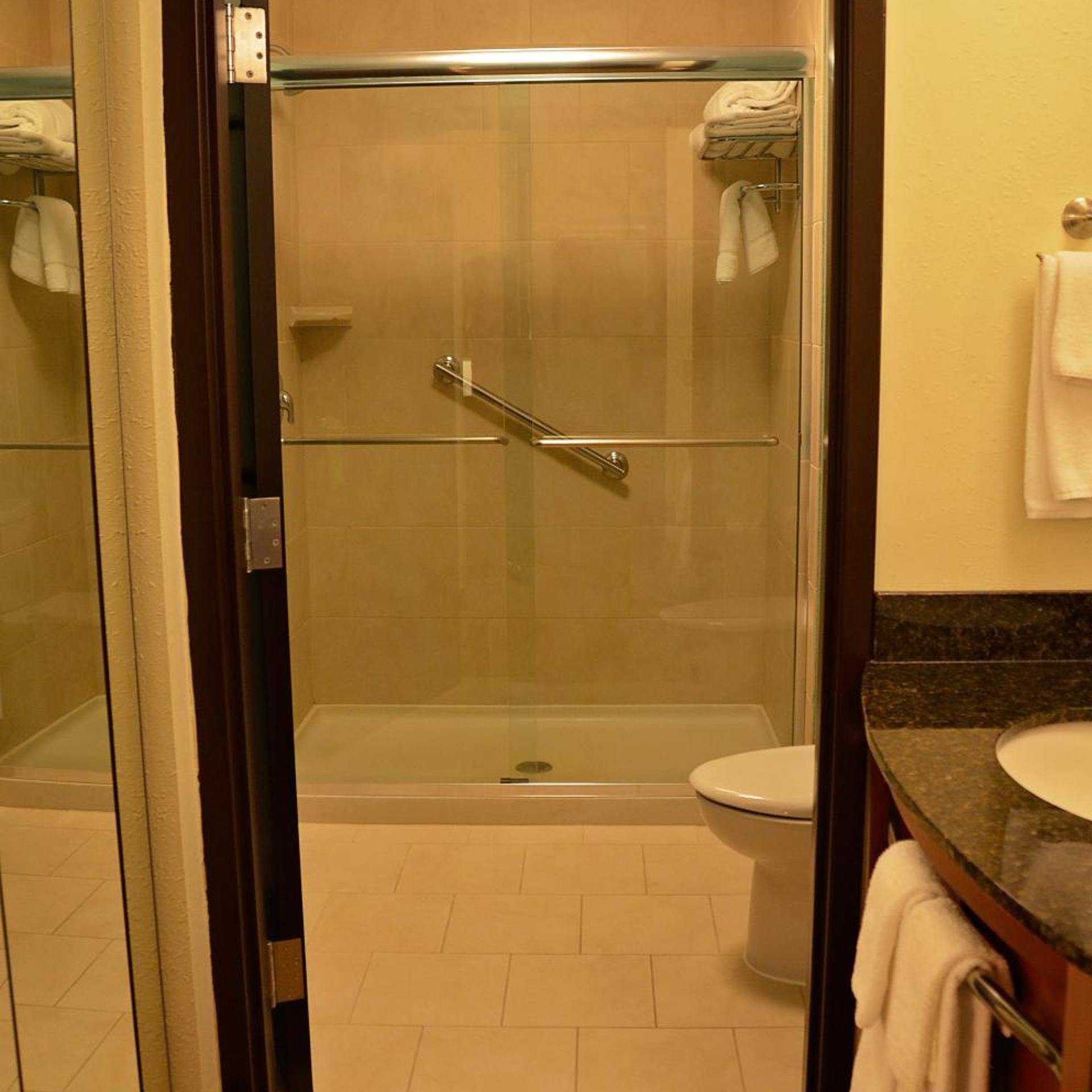 غرفة بسريرين كوين مع أريكة في طابق مرتفع، Hyatt Place North Charleston 3/3
