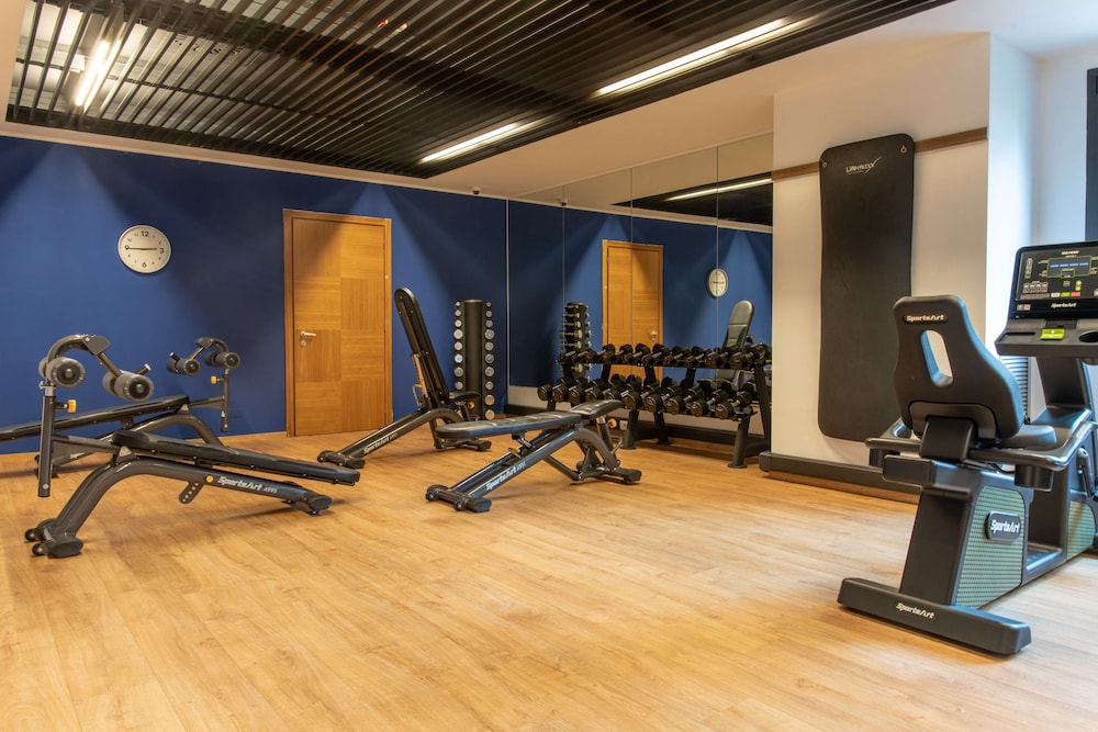 RADISSON BLU HOTEL MILAN 38/68