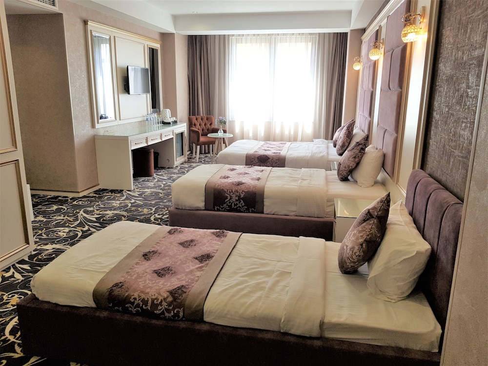Gold Tbilisi Hotel 44/78