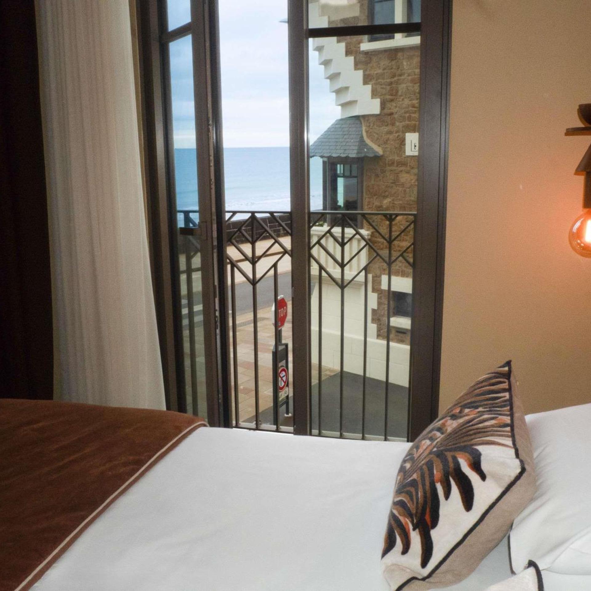 Classic, Double Bed, Side Sea View، Mercure St Malo Front de Mer Hotel 5/9