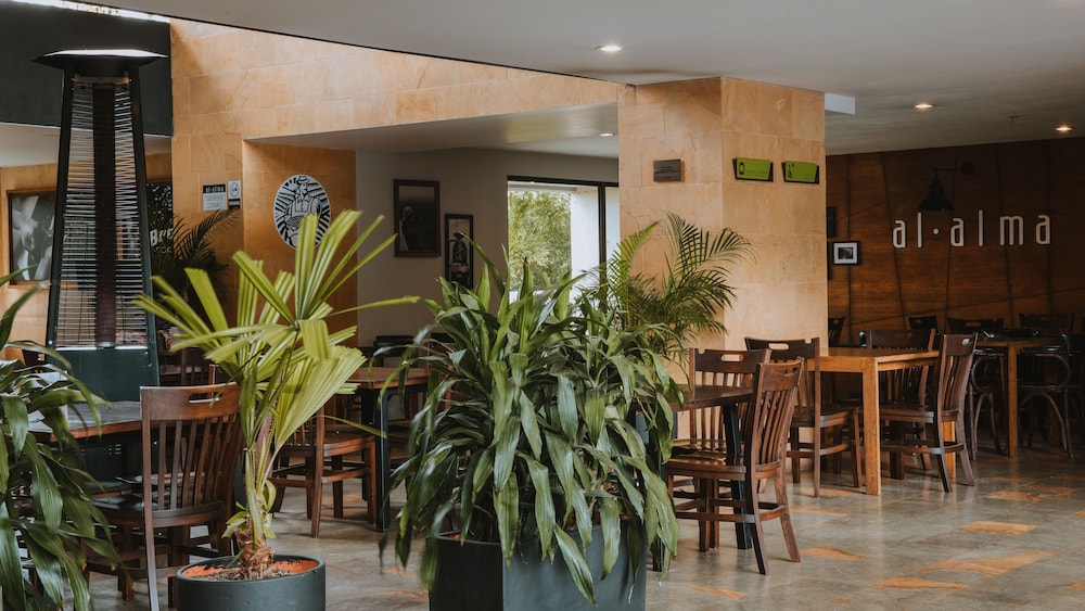 Travelers Rio Verde Living Suites 29/50