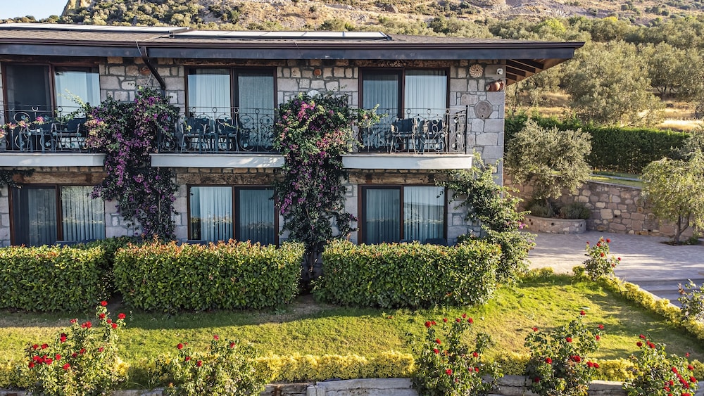 Assos Dionysos Hotel - Adults Only 2/49
