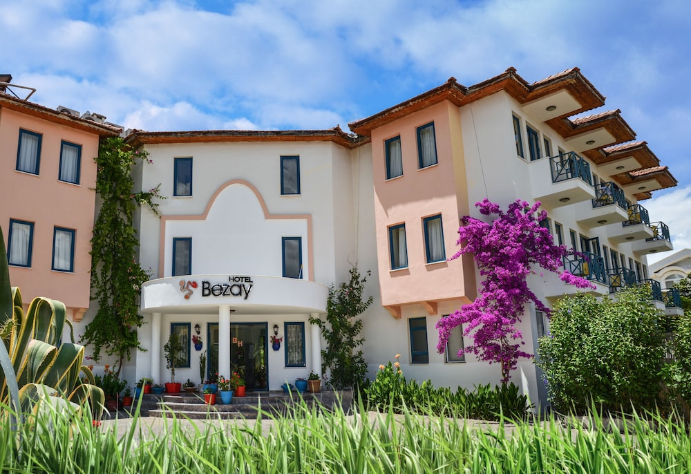 Bezay Hotel 26/31