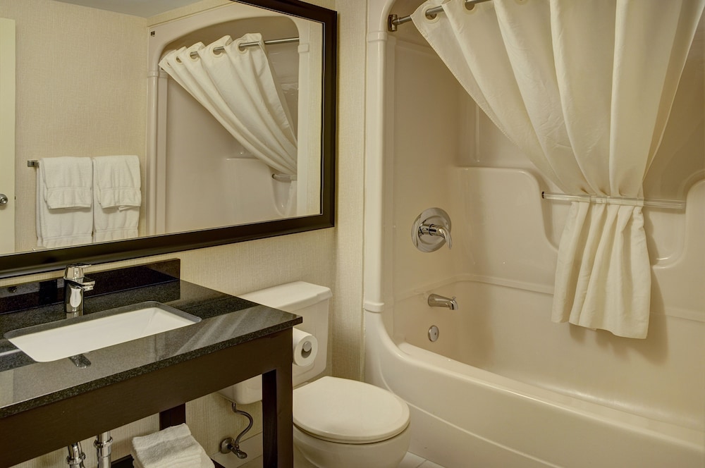 Comfort Inn Pickering 13/26