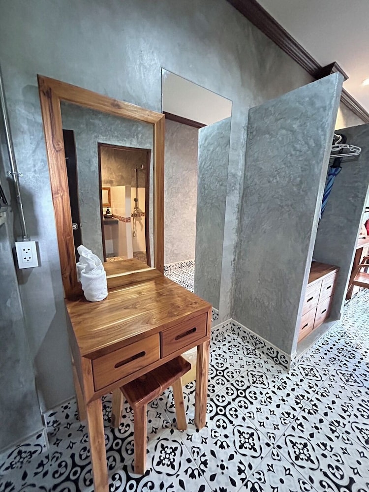 Araya Boutique Hotel 40/69