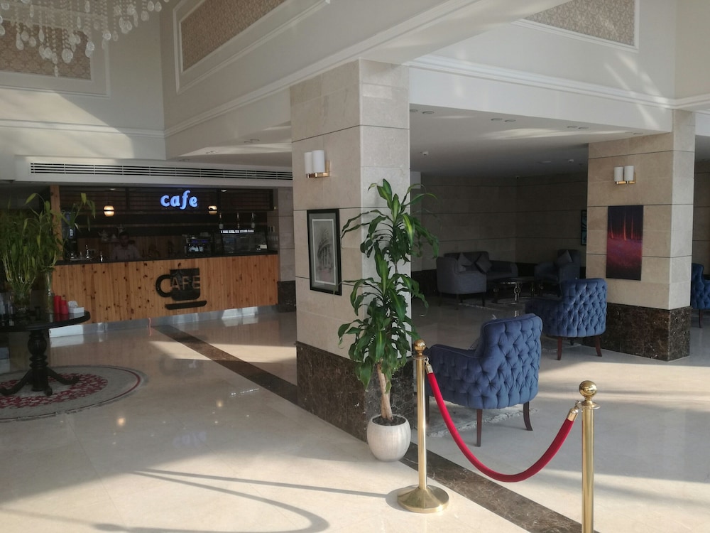 أجنحة ريماز الفندقية(Remaz Suites Hotel) 12/50