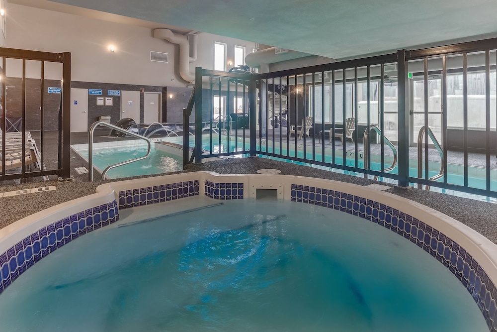 Home Inn Suites Saskatoon South 36/66