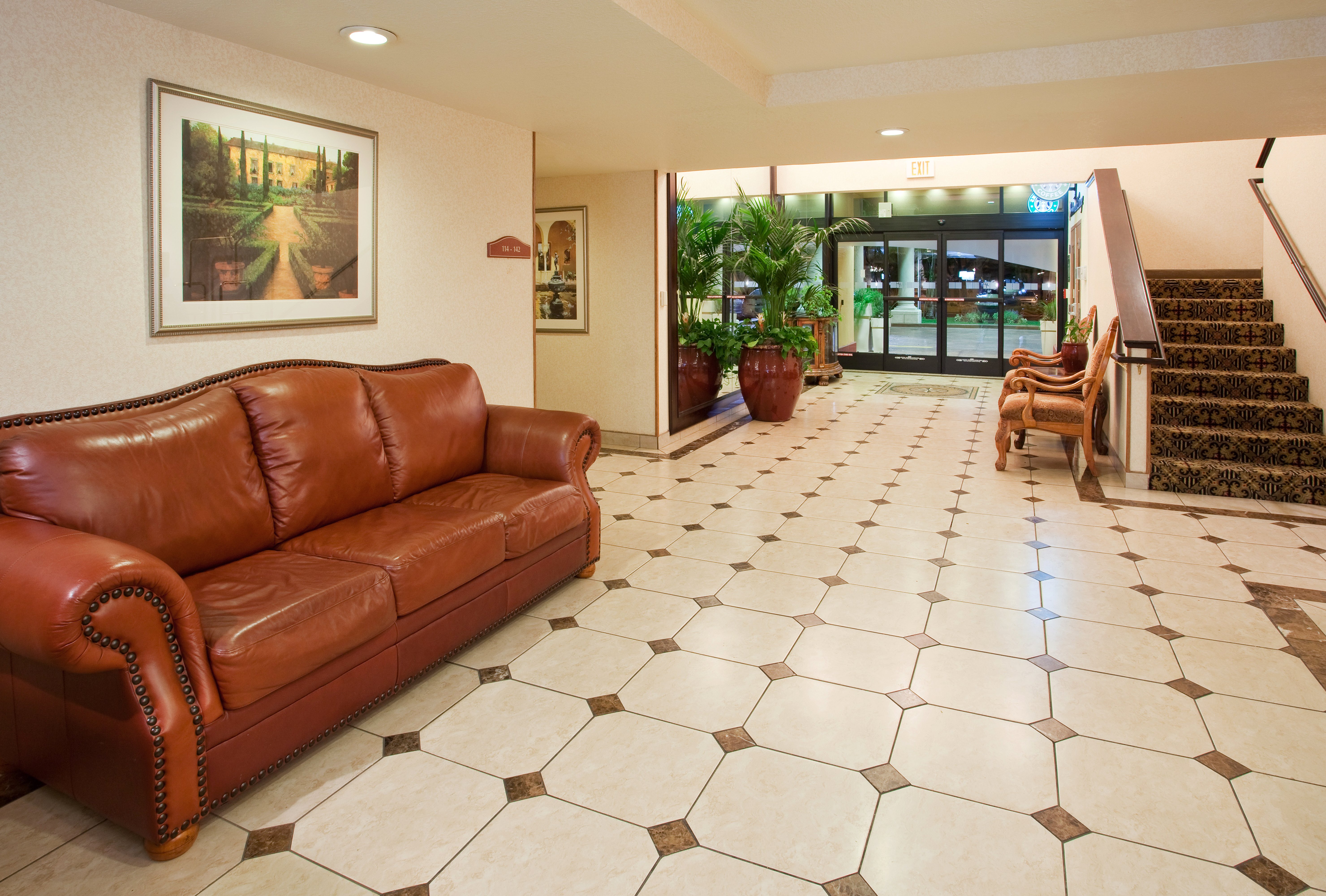 Holiday Inn Sacramento Rancho Cordova 56/77