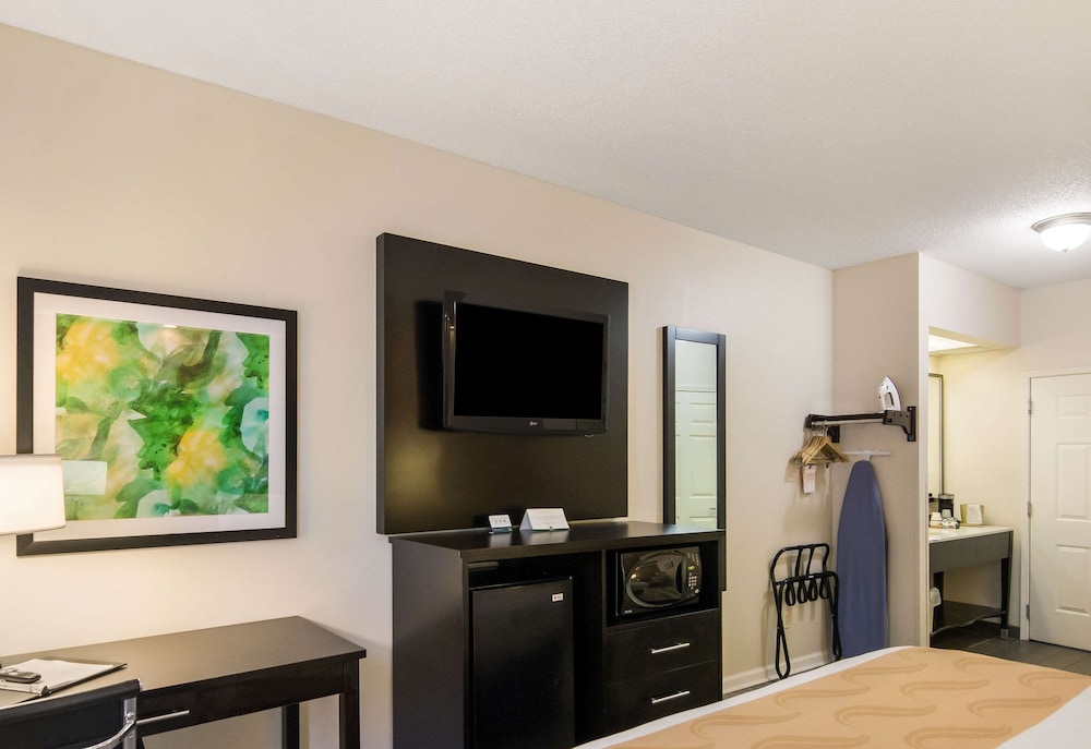 Best Western of Crestview 38/44