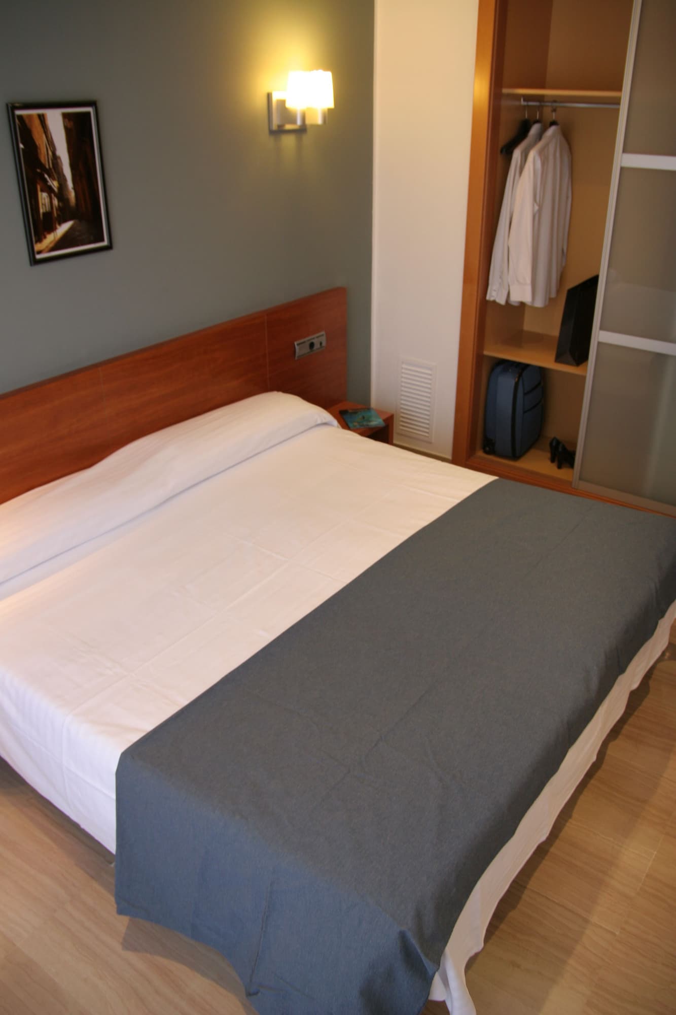 1 Bedroom, City, Apartment