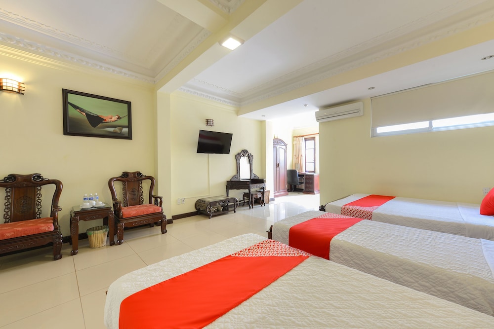 Lucky 2 Hotel 15/23