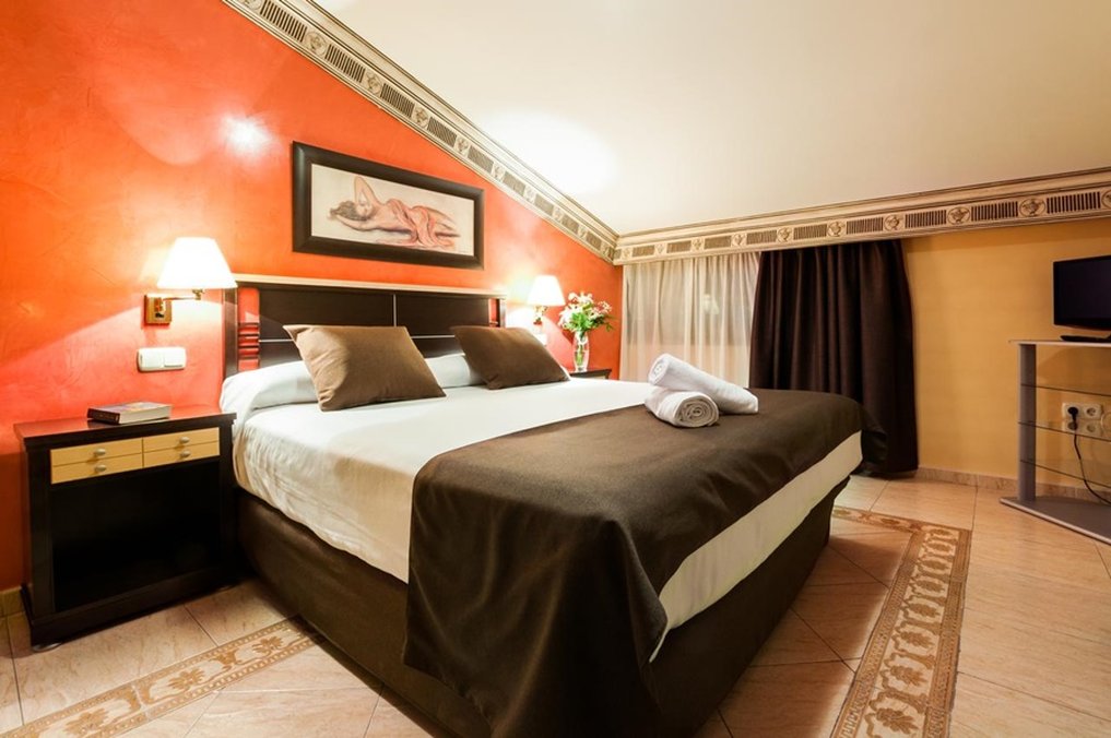 HOTEL CARLOS I - YUNCOS 13/61