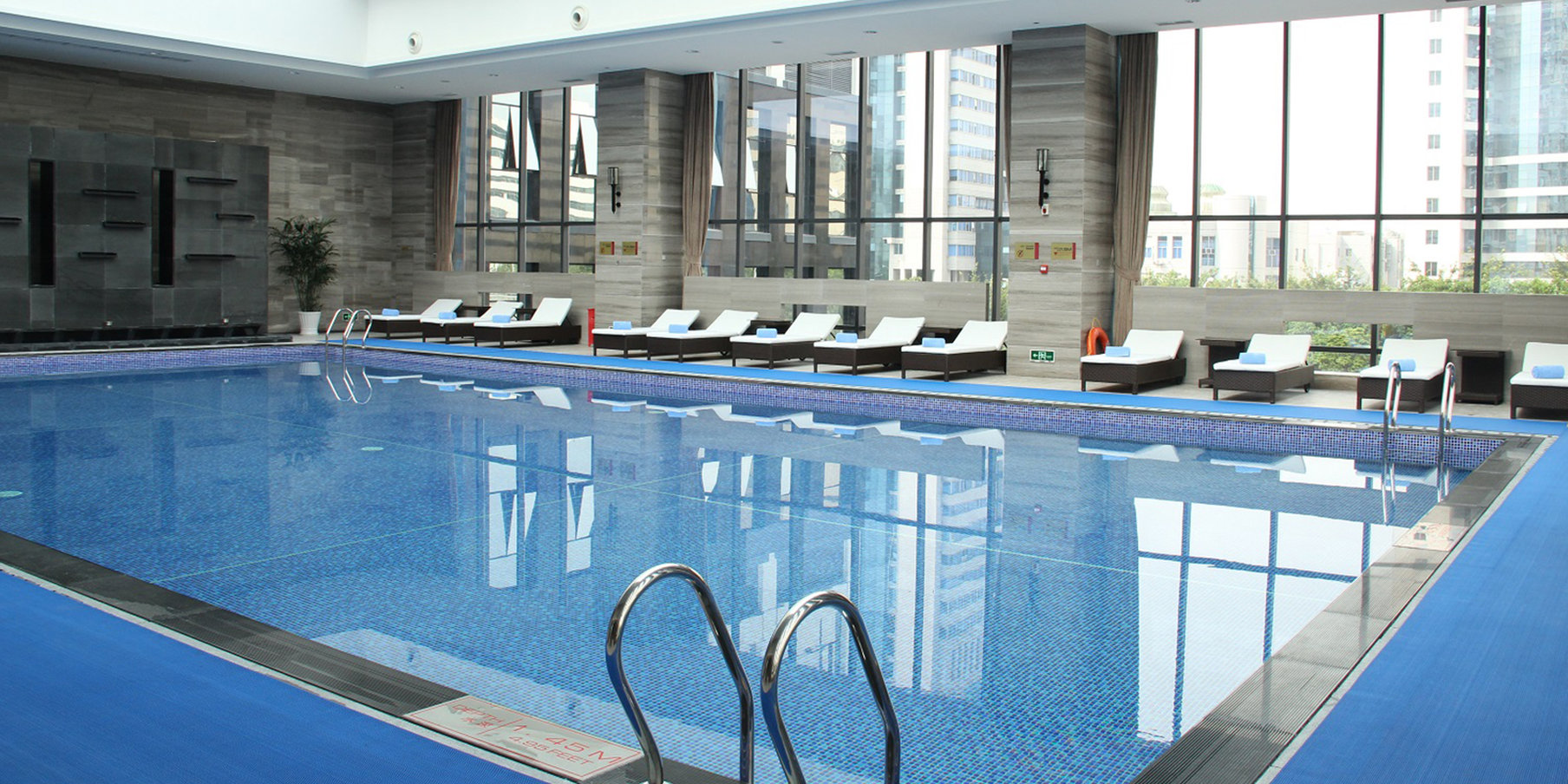 Crowne Plaza Shenzhen Longgang City Centre 16/50