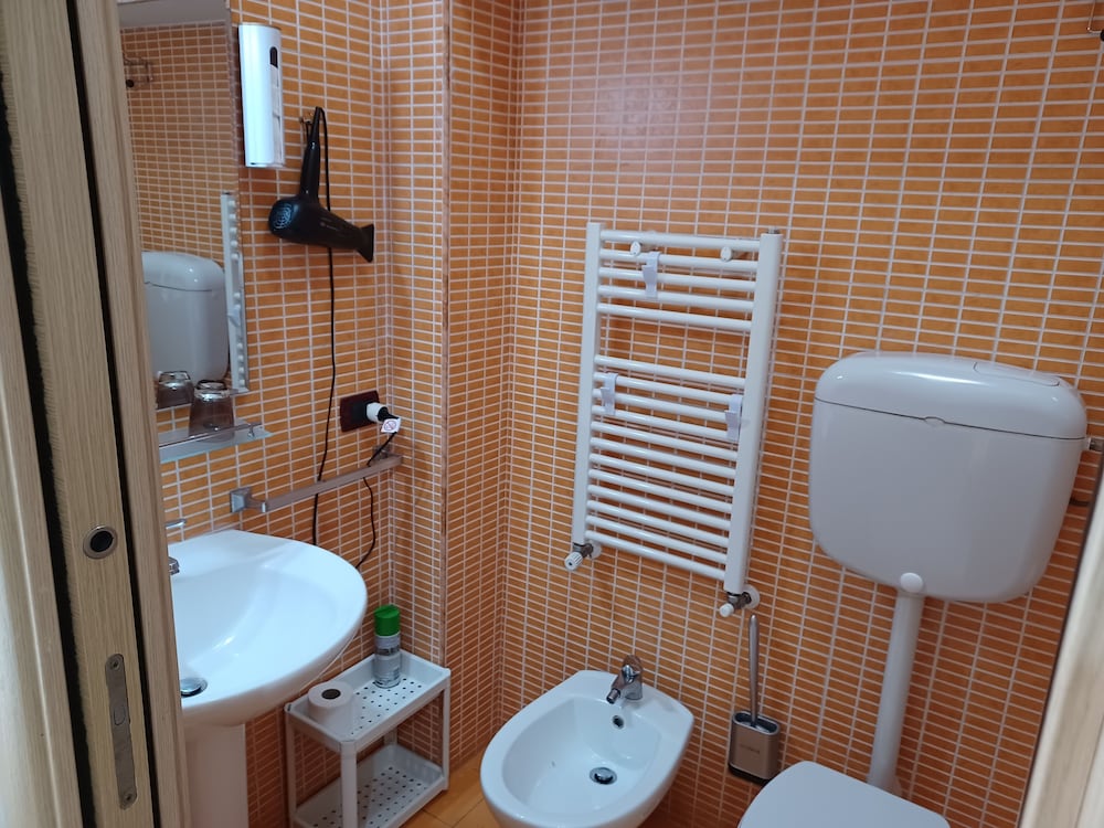 B B Quattro Palazzi Napoli 47/48