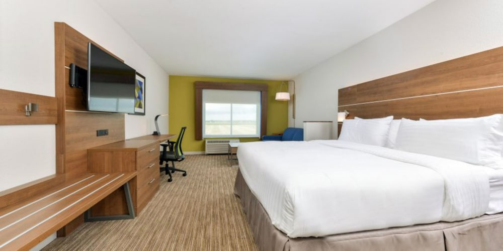 Holiday Inn Express Alliance 16/63