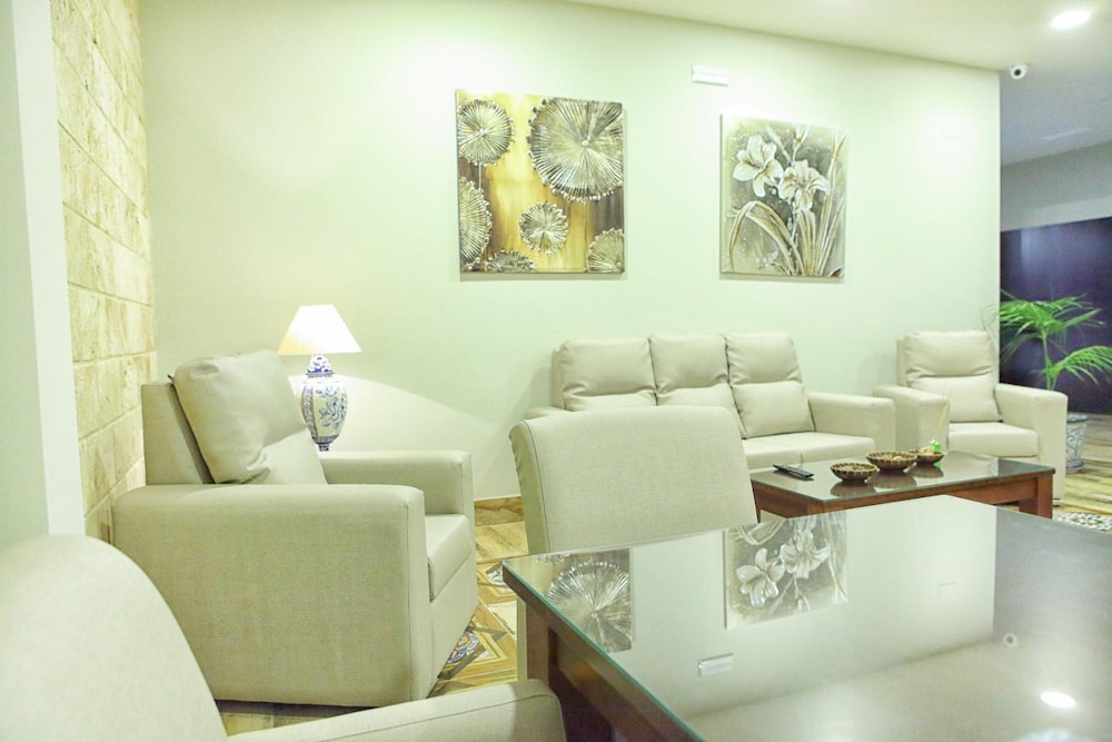 HOSTAL GARLU 25/41
