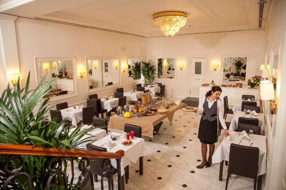 Hotel Modigliani 47/61