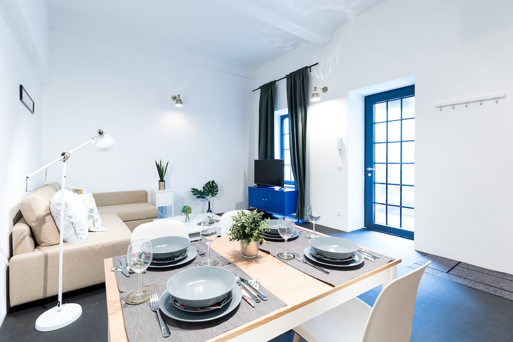 Loft Astoria 30/33