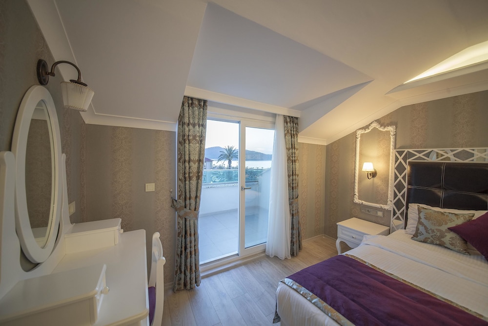 Yeniceri City Hotel 12/29