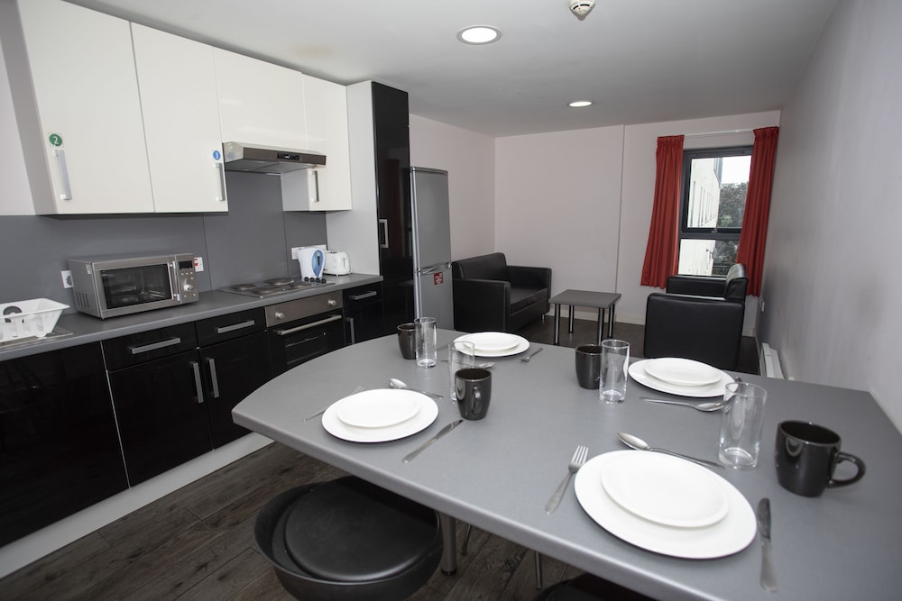 Beaverbank Place - Campus Residence 32/41
