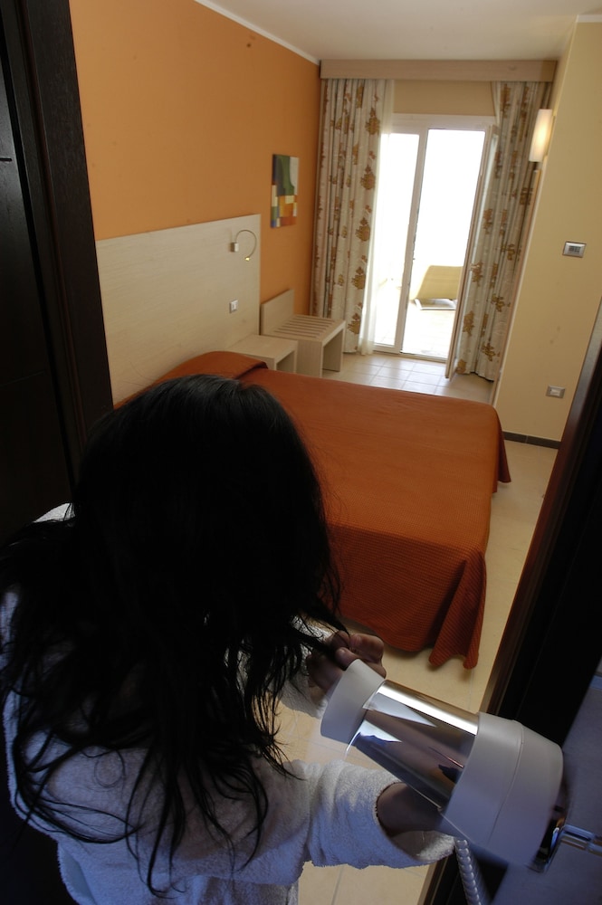 Janus Hotel 45/69